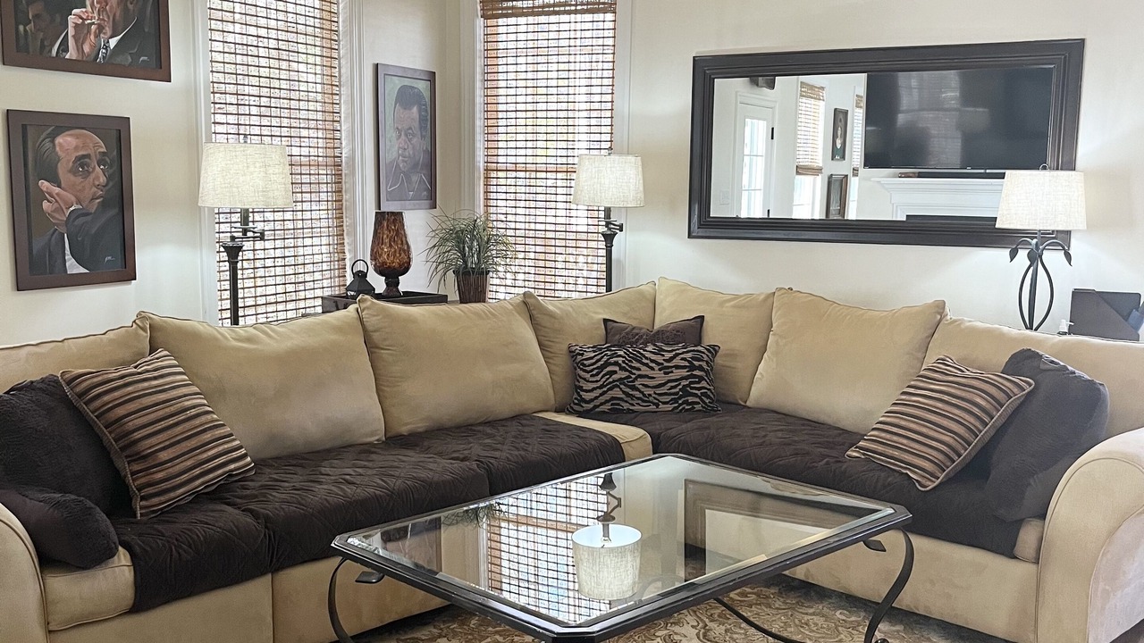 Photo of Livingroom in North Raleigh