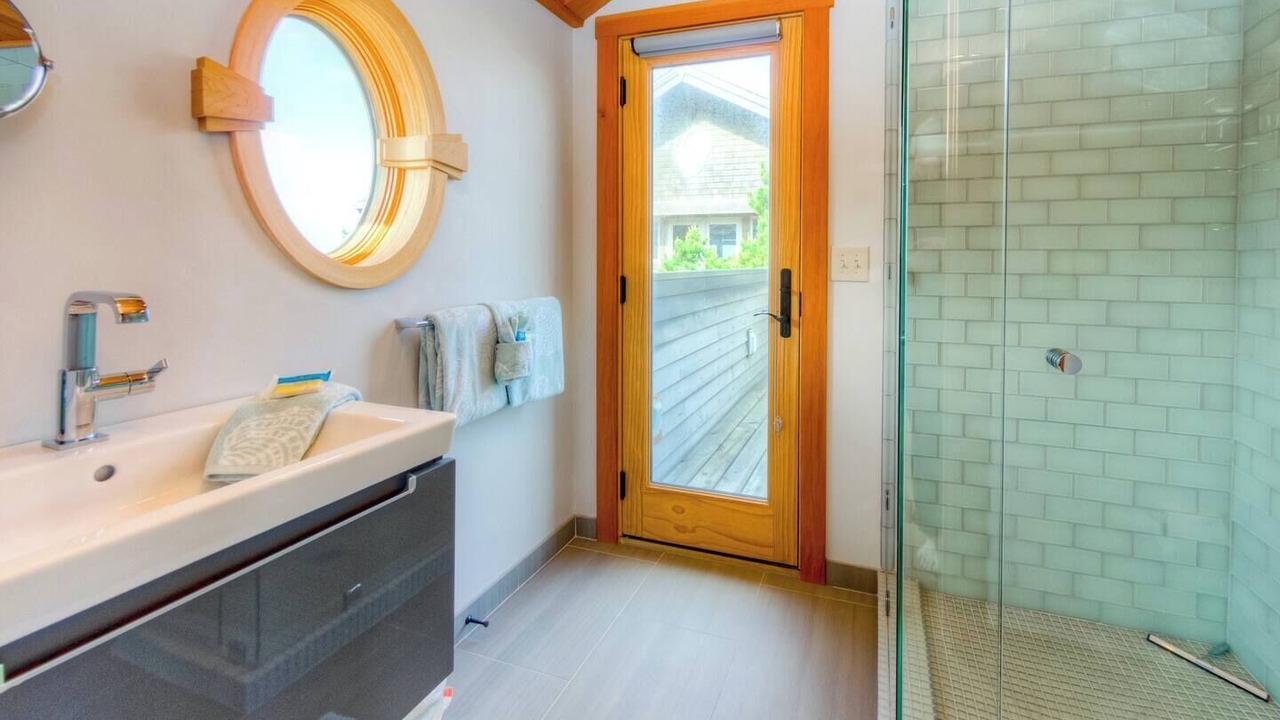 Photo of Bathroom in Manzanita