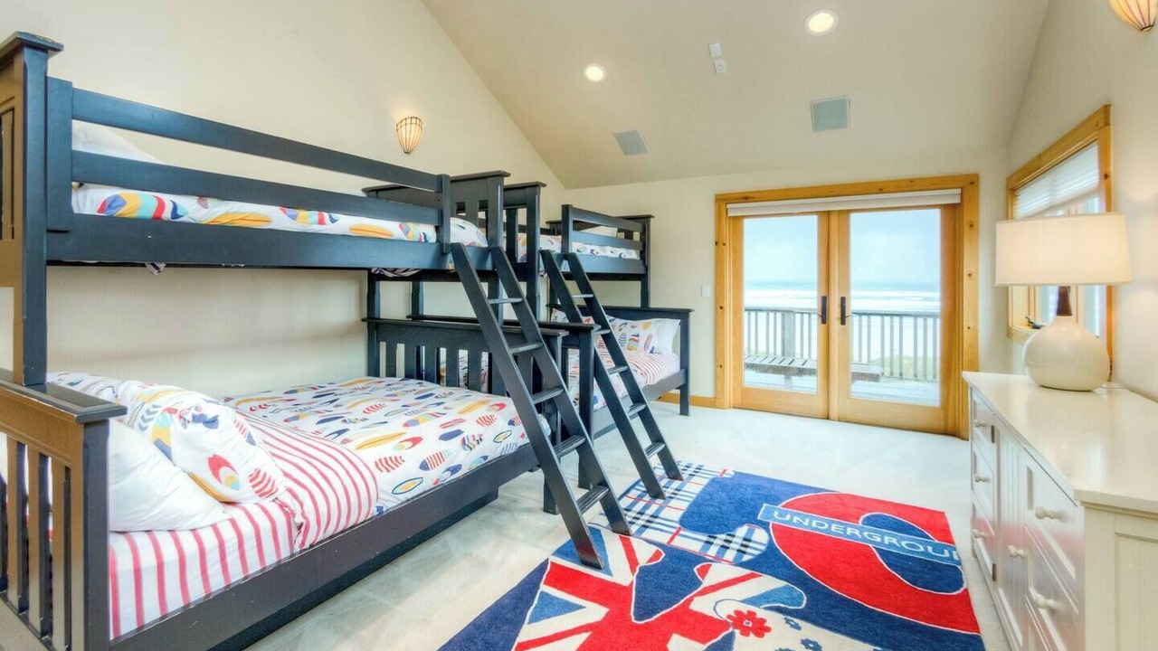Photo of Bedroom in Manzanita