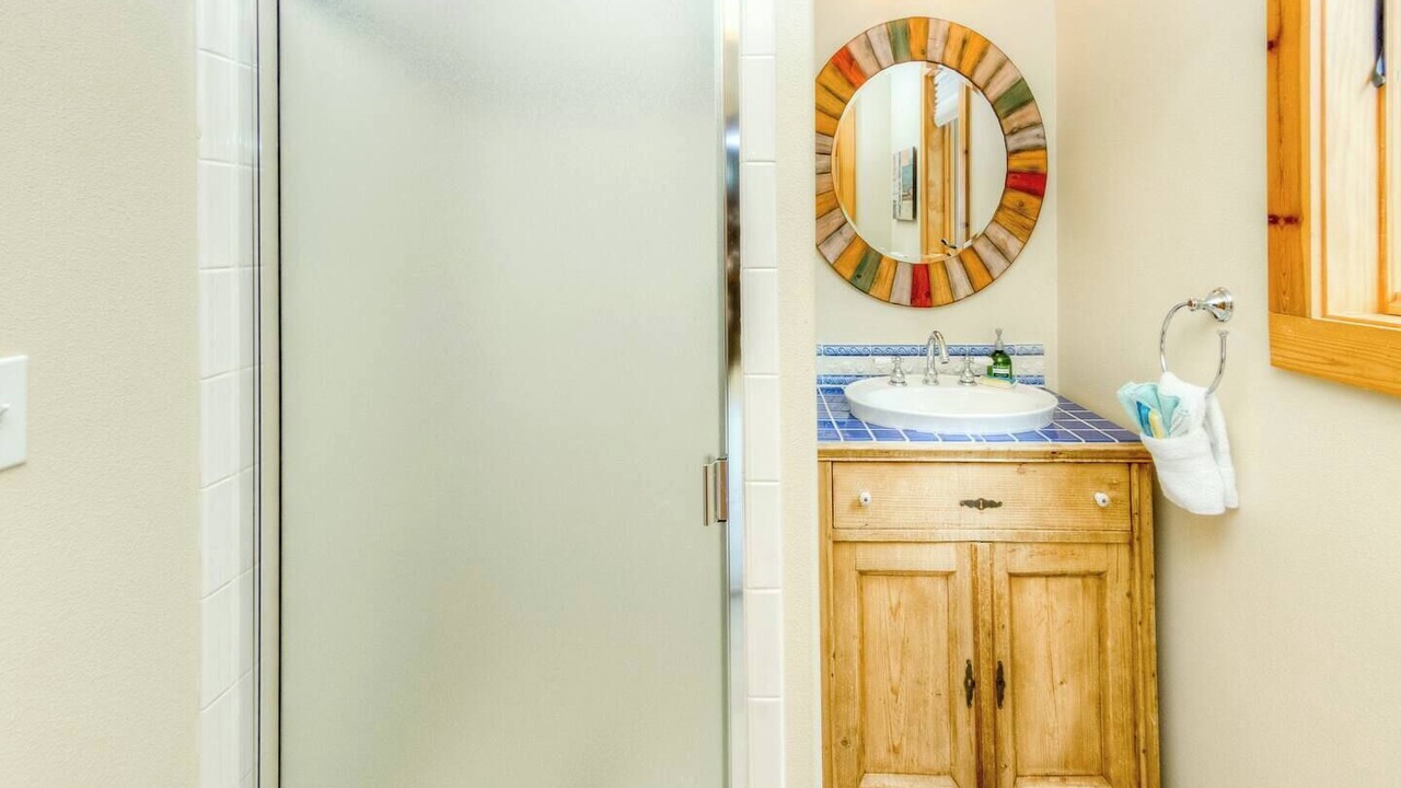Photo of Bathroom in Manzanita