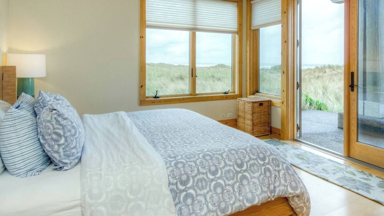 Photo of Bedroom in Manzanita