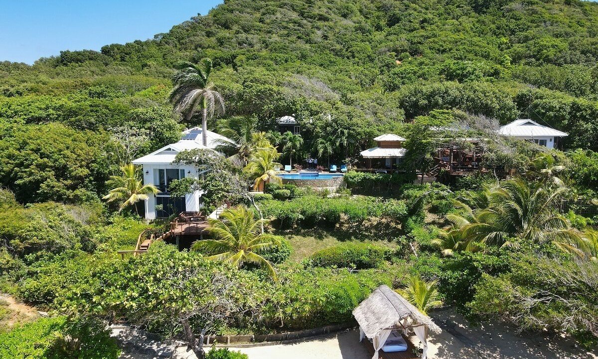 Photo of Outdoor in Calabash Bight