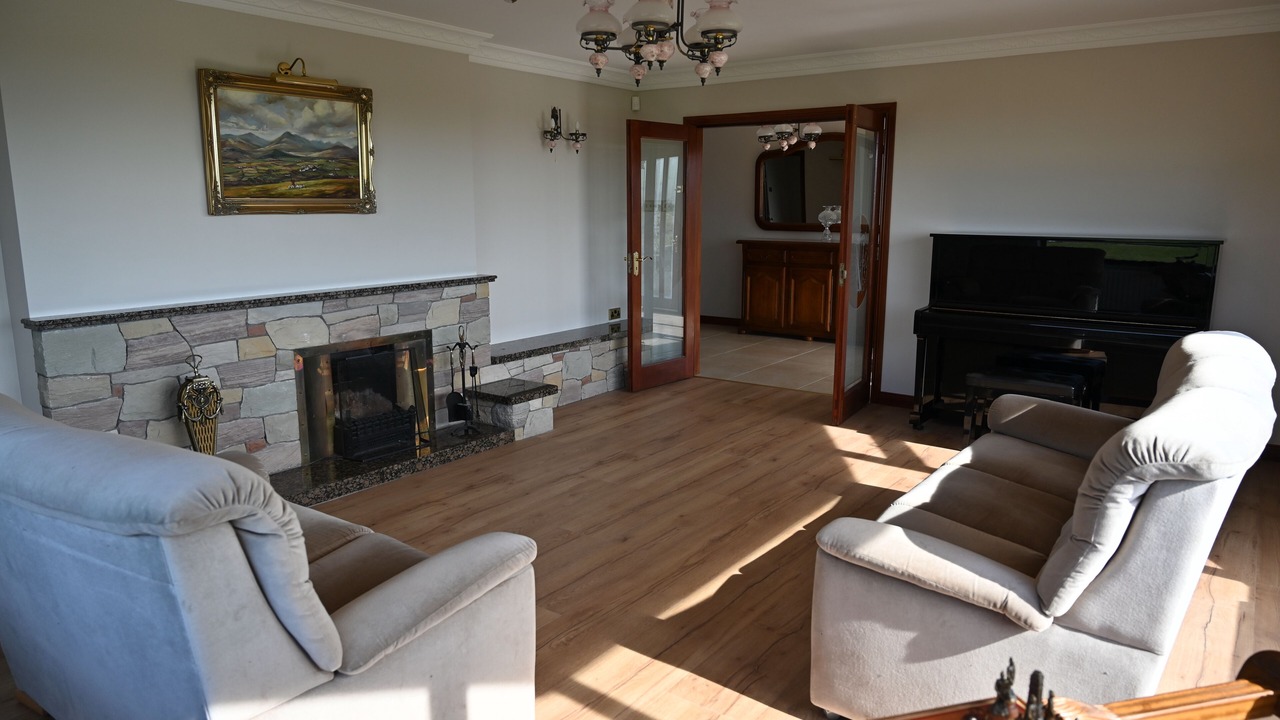 Photo of Livingroom in Attical