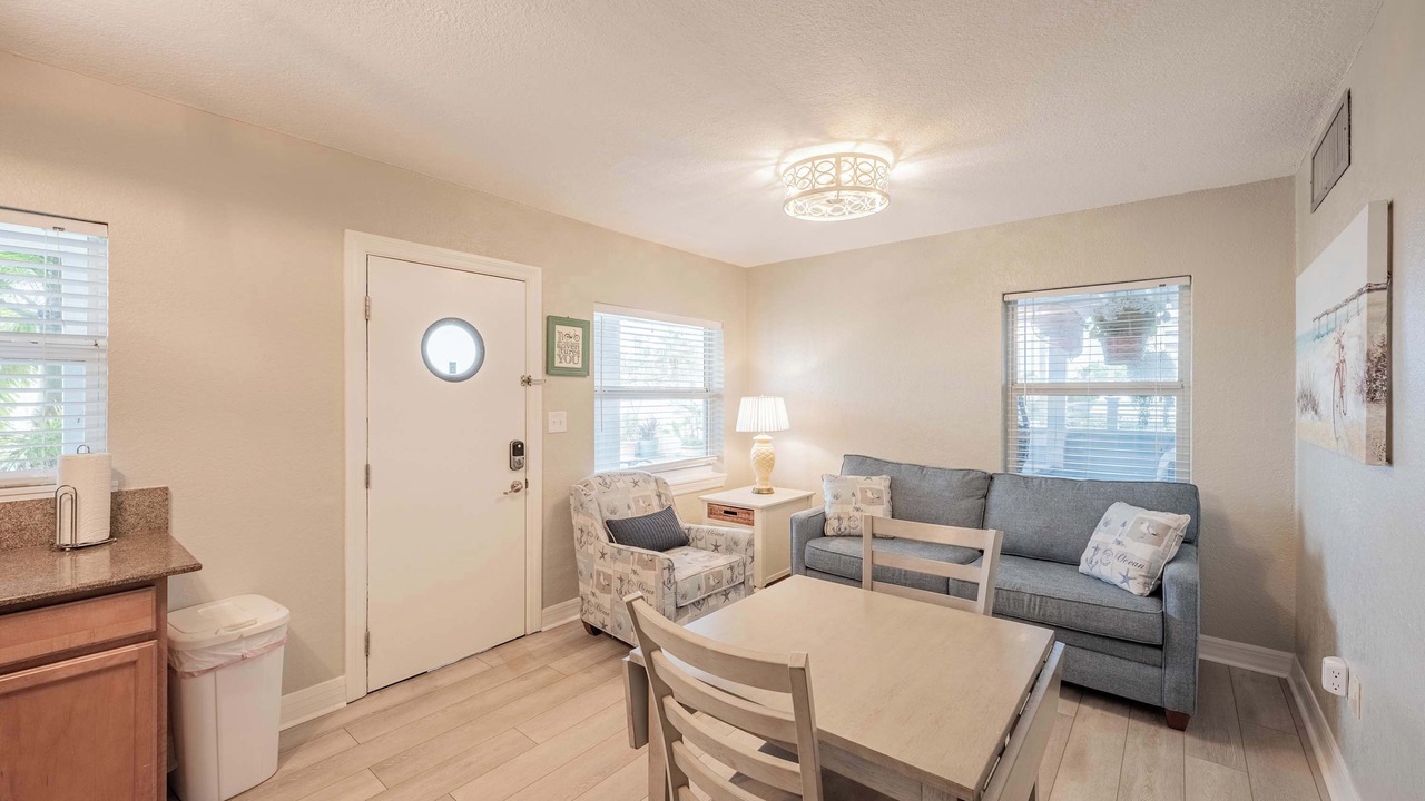 Photo of Livingroom in Clearwater Beach