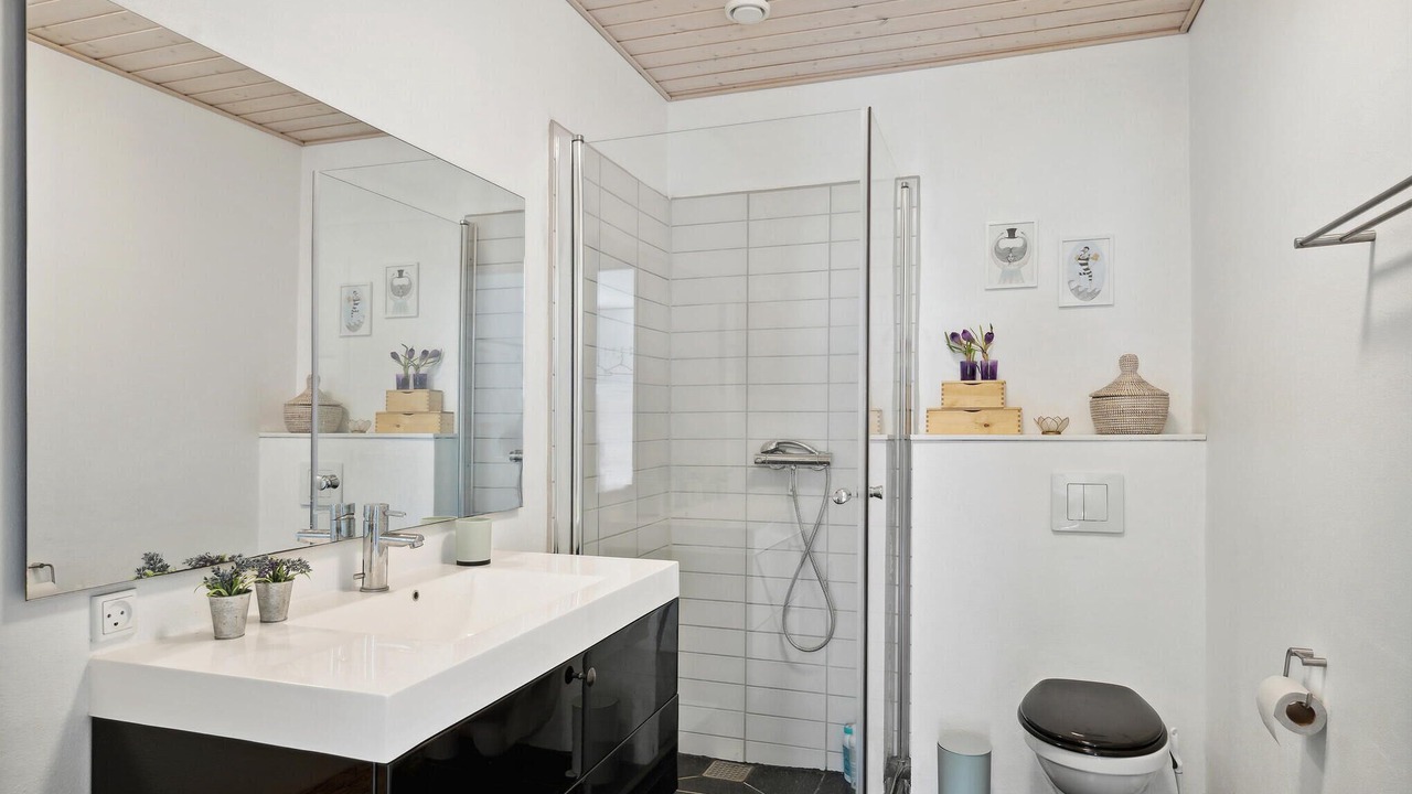 Photo of Bathroom in Ronbjerg
