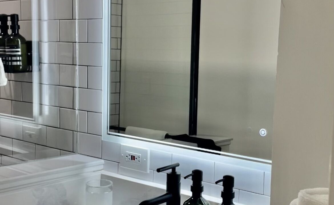 Photo of Bathroom in Peachtree Center