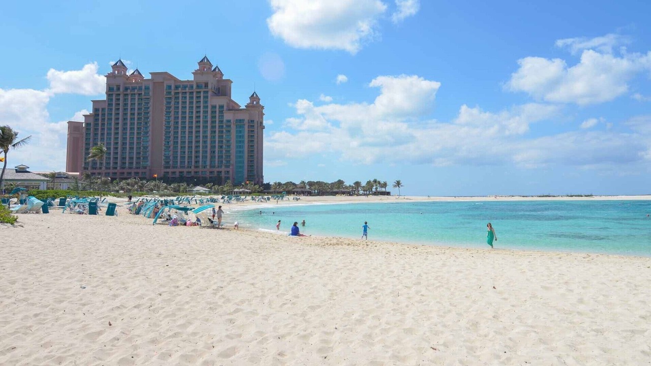 Photo of Others in Paradise Island