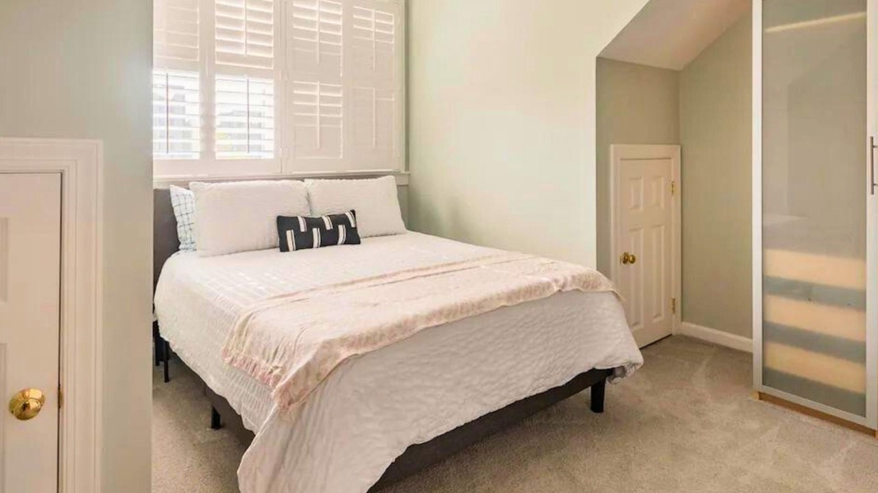 Photo of Bedroom in Old Town West