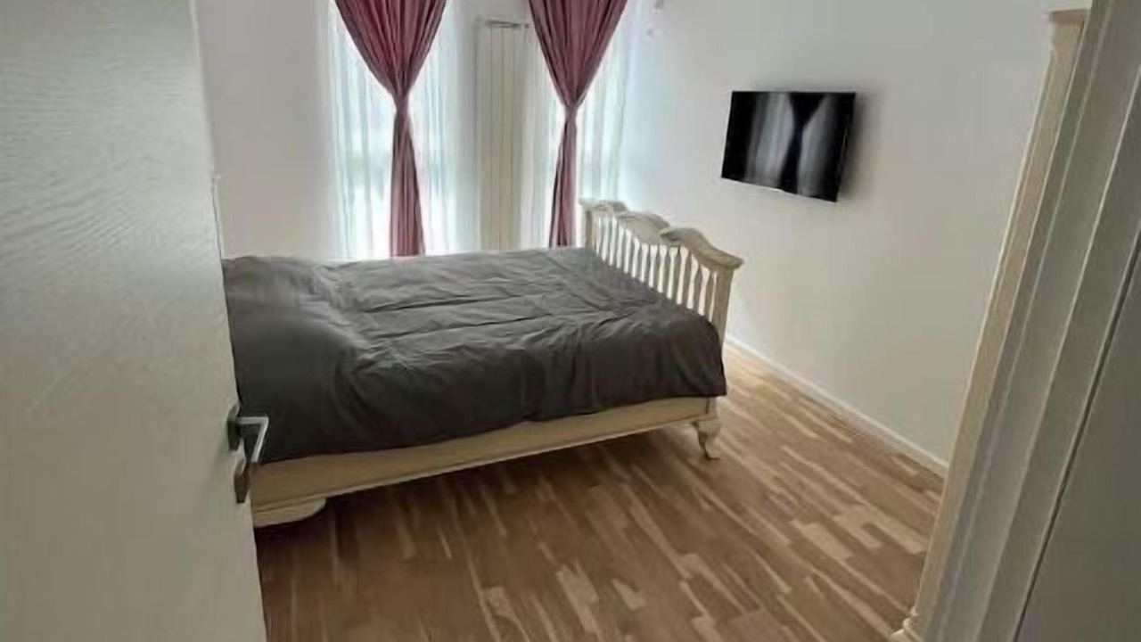 Photo of Bedroom in Sector 2