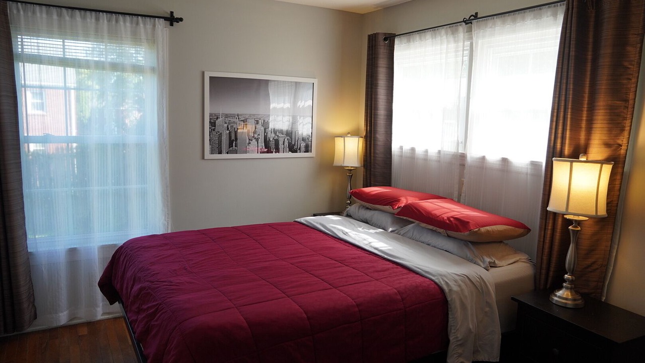 Photo of Bedroom in State College