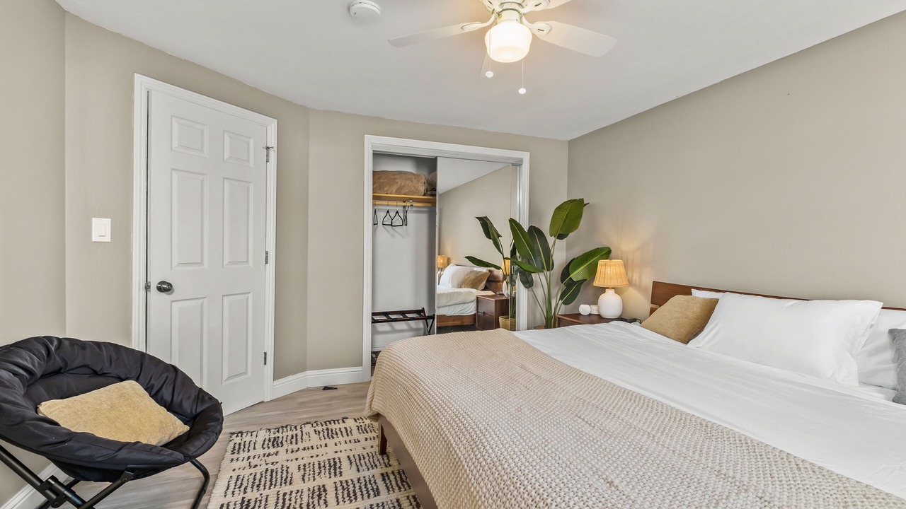Photo of Bedroom in West University