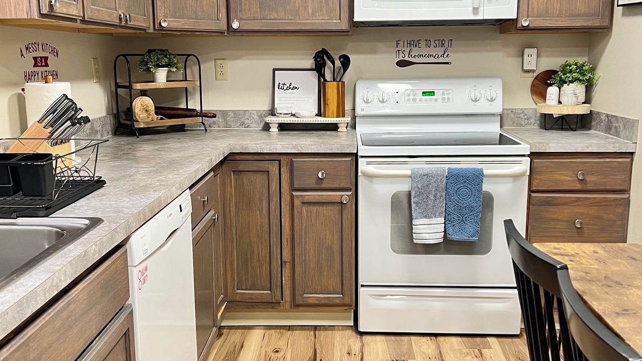 Photo of Kitchen in Midtown Anchorage