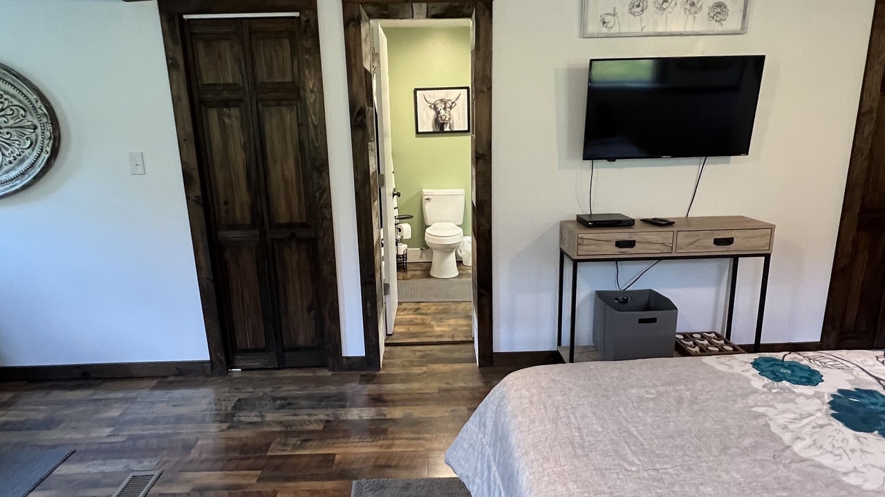 Photo of Bedroom in Gap Mills