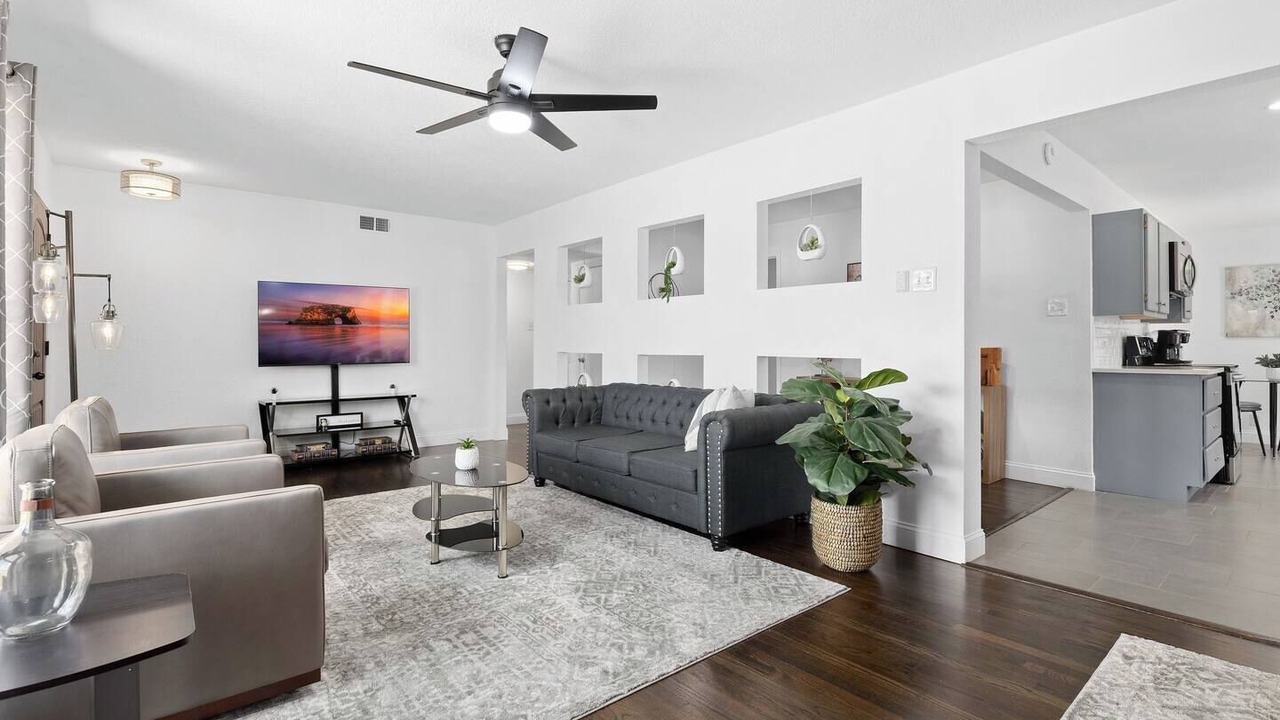 Photo of Livingroom in Northwest Dallas