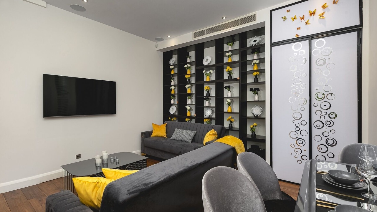 Photo of Livingroom in Redcliffe