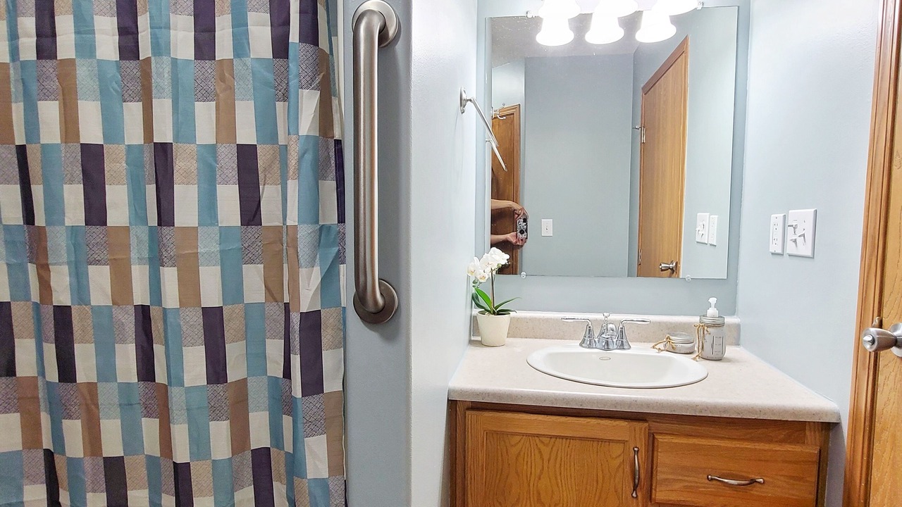 Photo of Bathroom in Wauksaukee