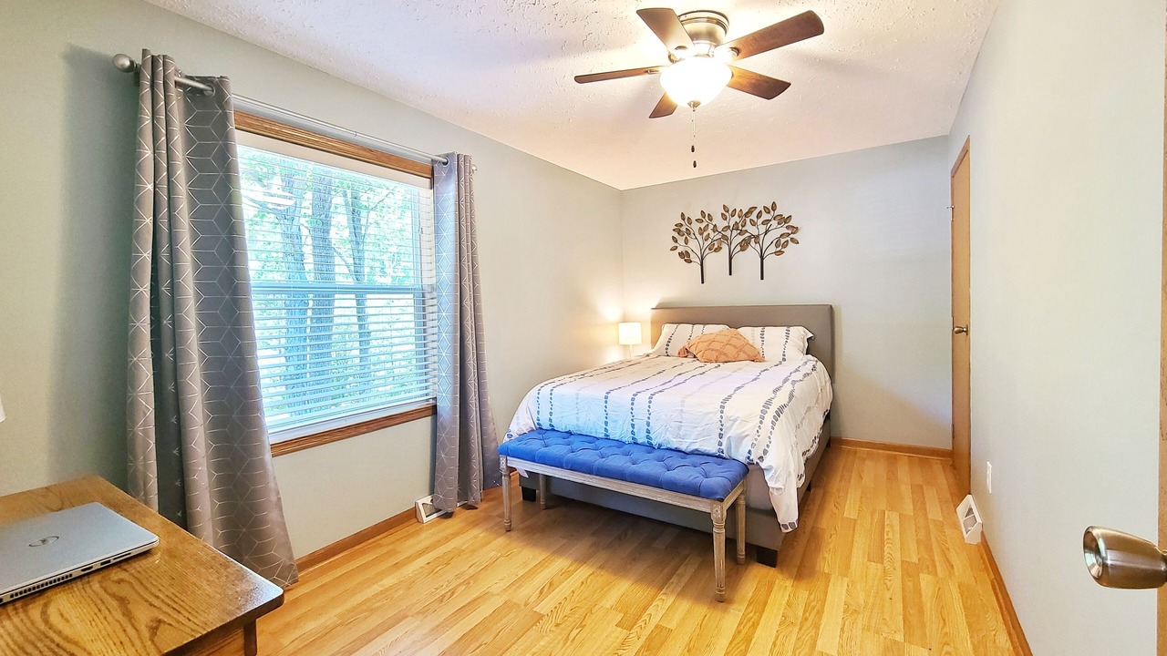 Photo of Bedroom in Wauksaukee