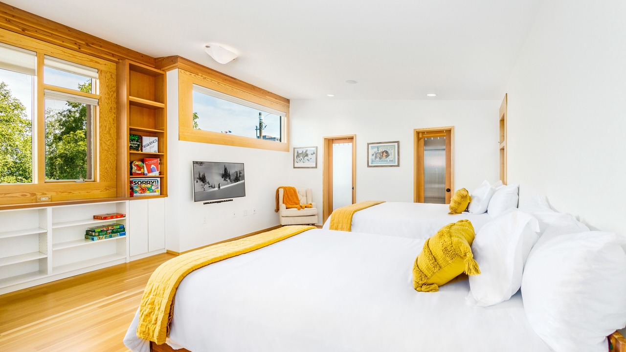 Photo of Bedroom in Downtown Anchorage