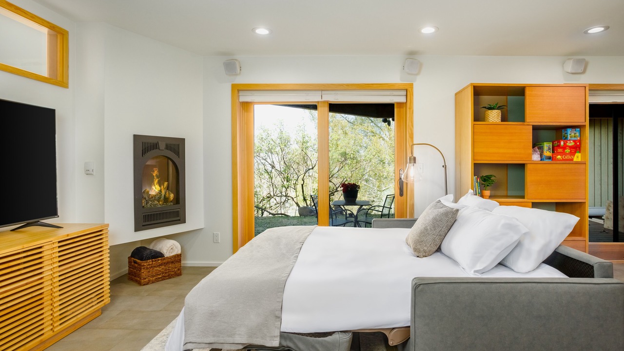 Photo of Bedroom in Downtown Anchorage