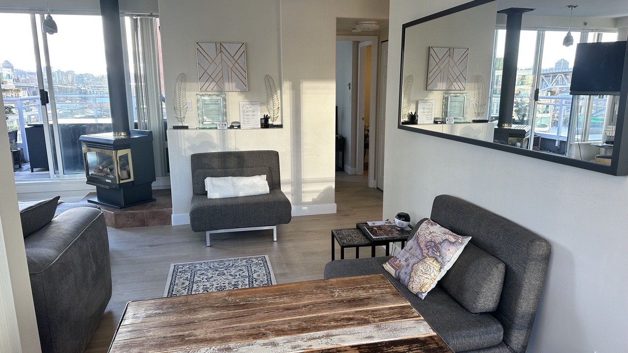 Photo of Livingroom in West Side