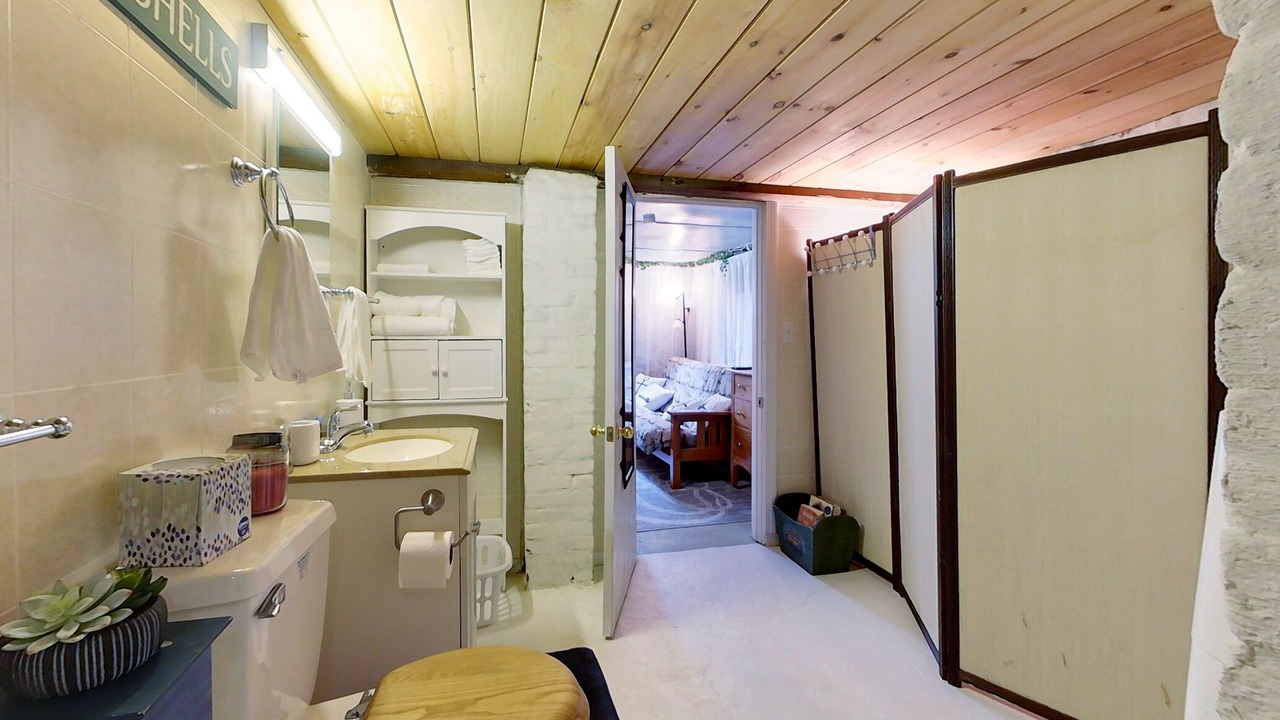 Photo of Bathroom in Off Broadway