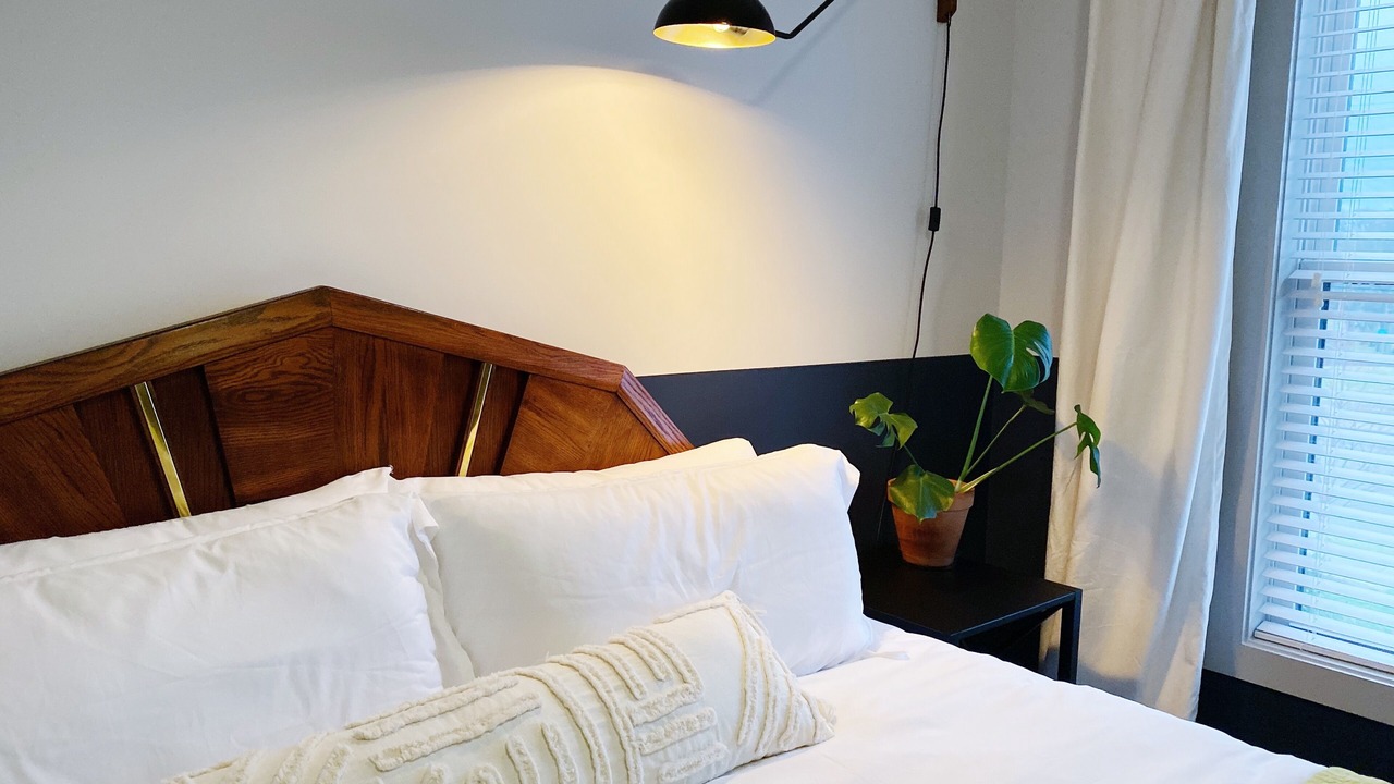 Photo of Bedroom in Inglewood