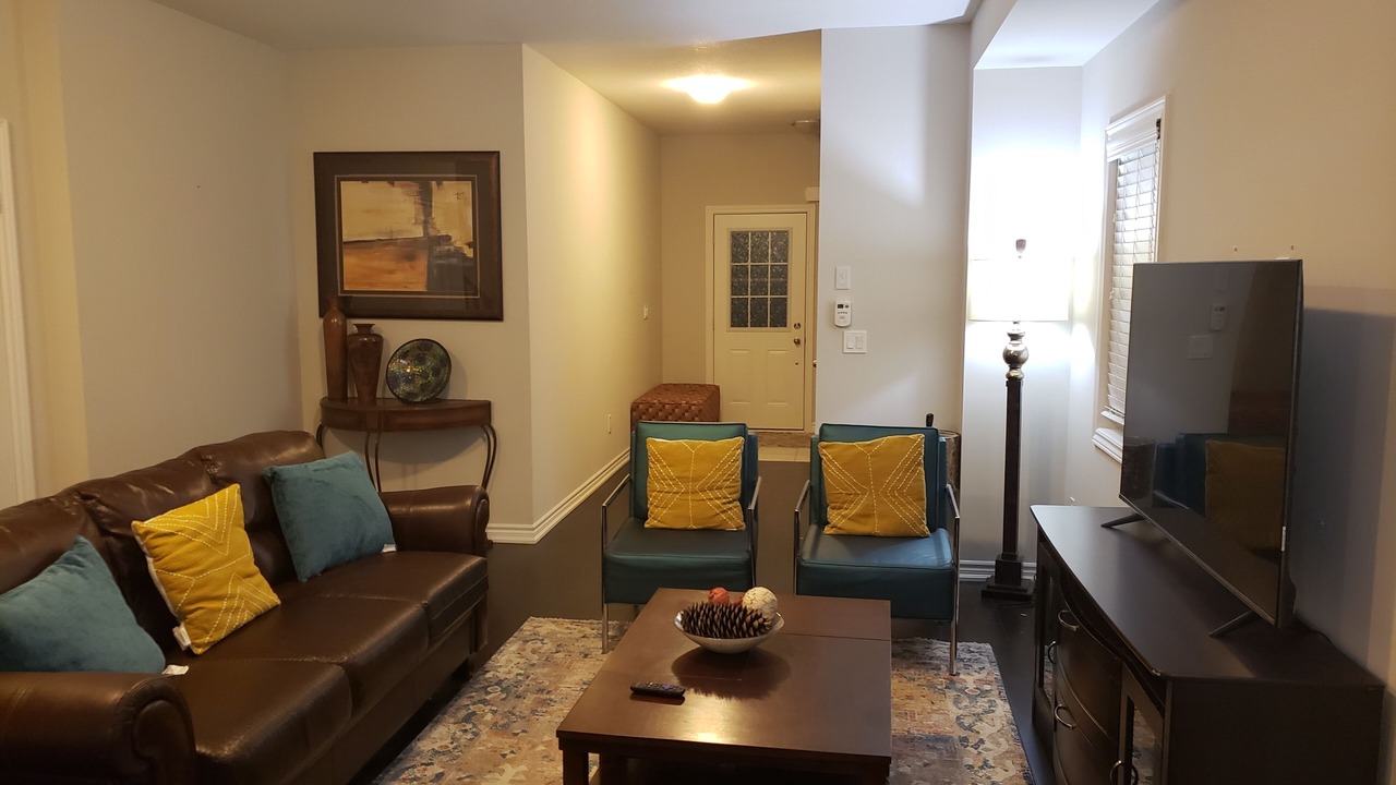 Photo of Livingroom in Centre Wellington