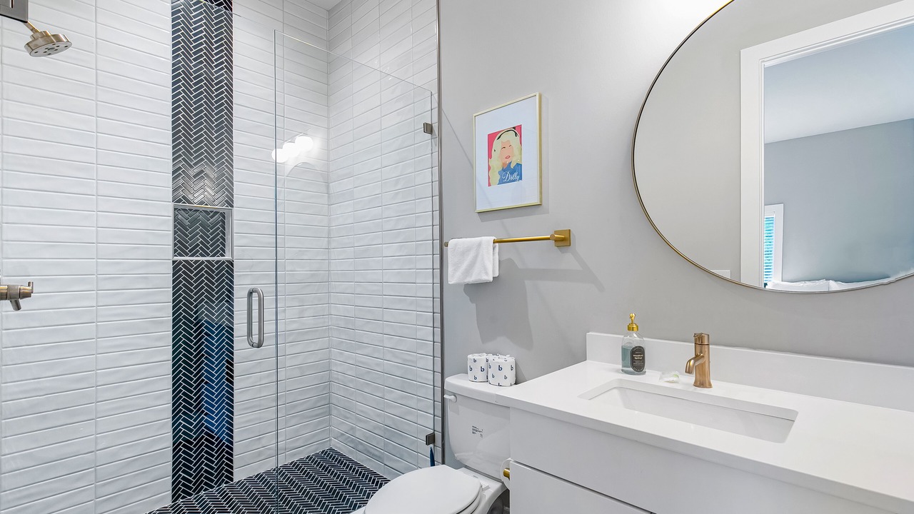 Photo of Bathroom in Hadley - Washington