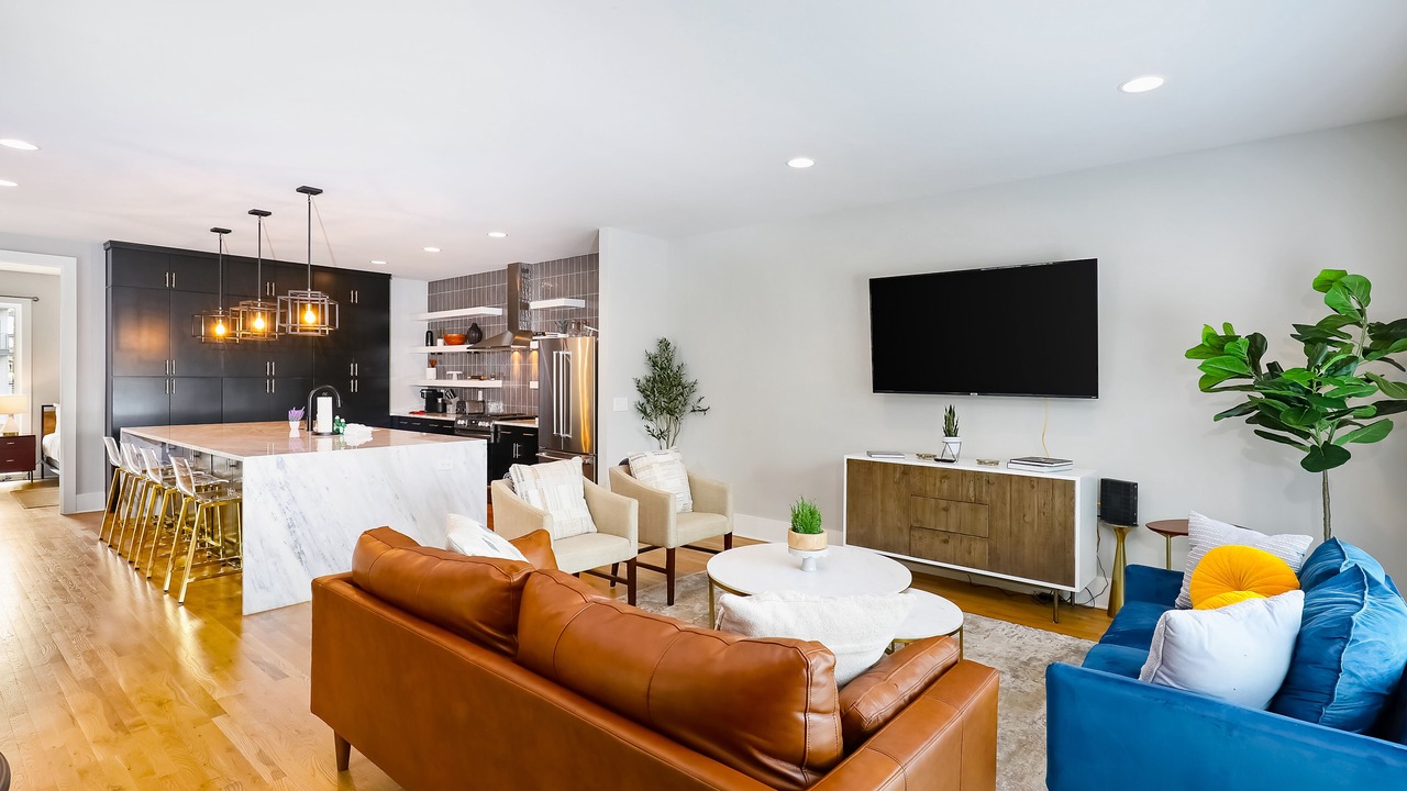 Photo of Livingroom in Hadley - Washington