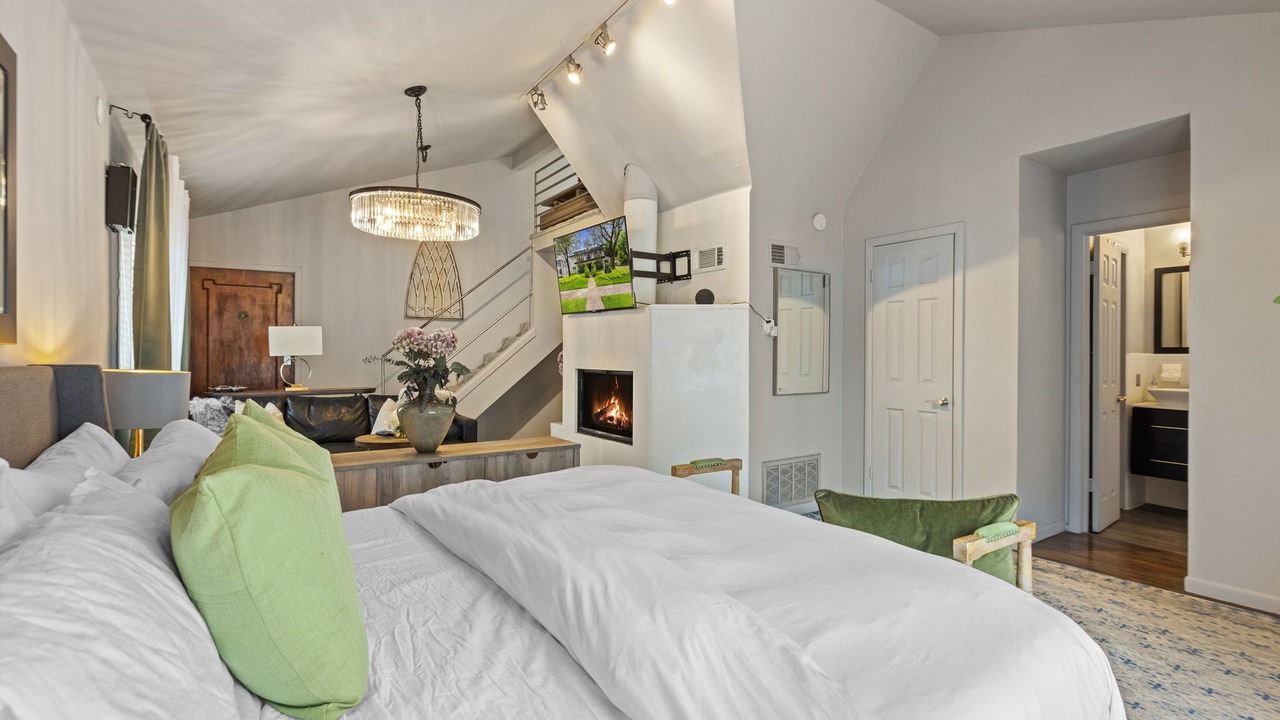 Photo of Bedroom in Old East Dallas