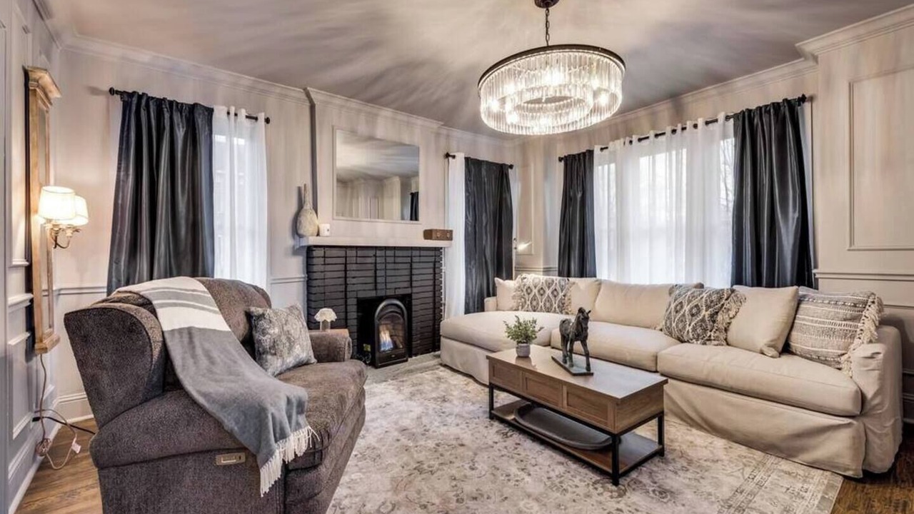 Photo of Livingroom in Old East Dallas