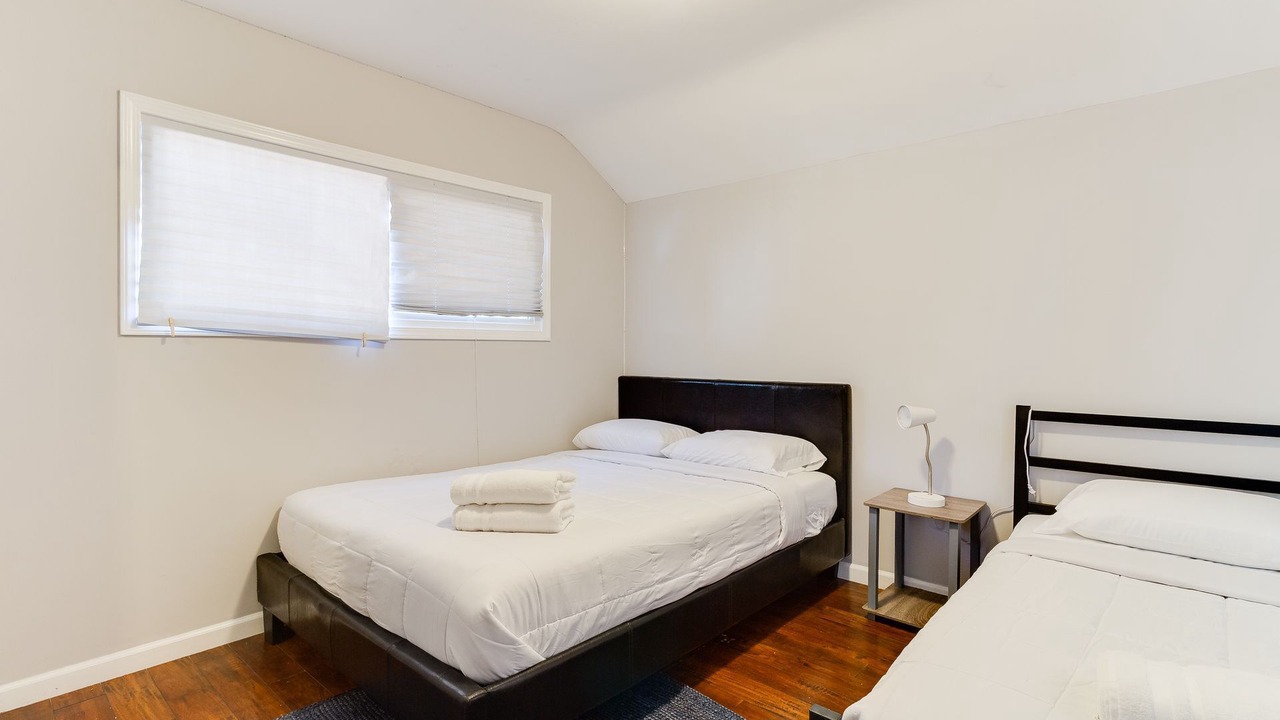 Photo of Bedroom in Reseda