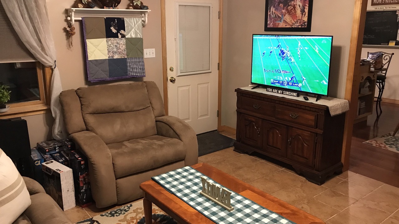 Photo of Livingroom in Boalsburg
