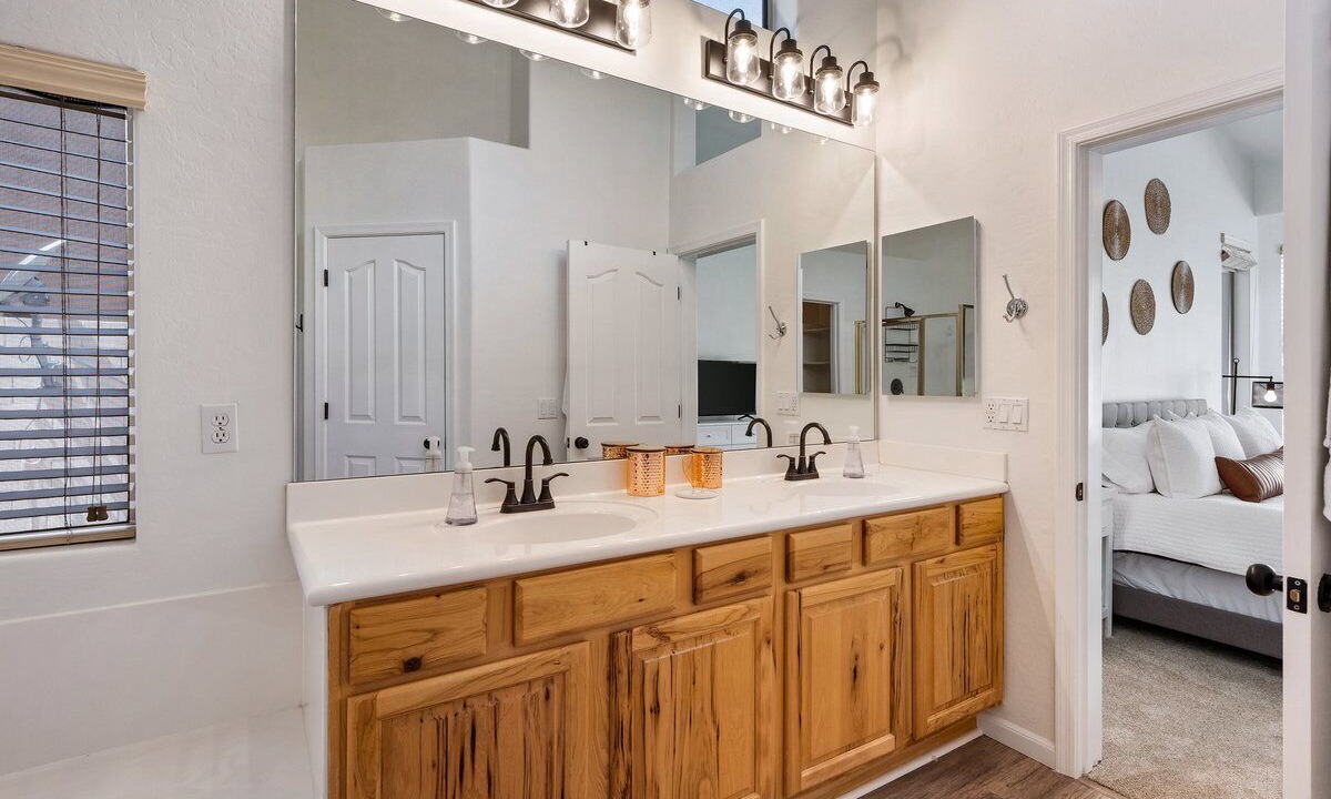 Photo of Bathroom in Cooper Commons