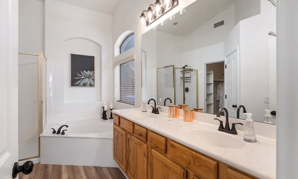 Photo of Bathroom in Cooper Commons