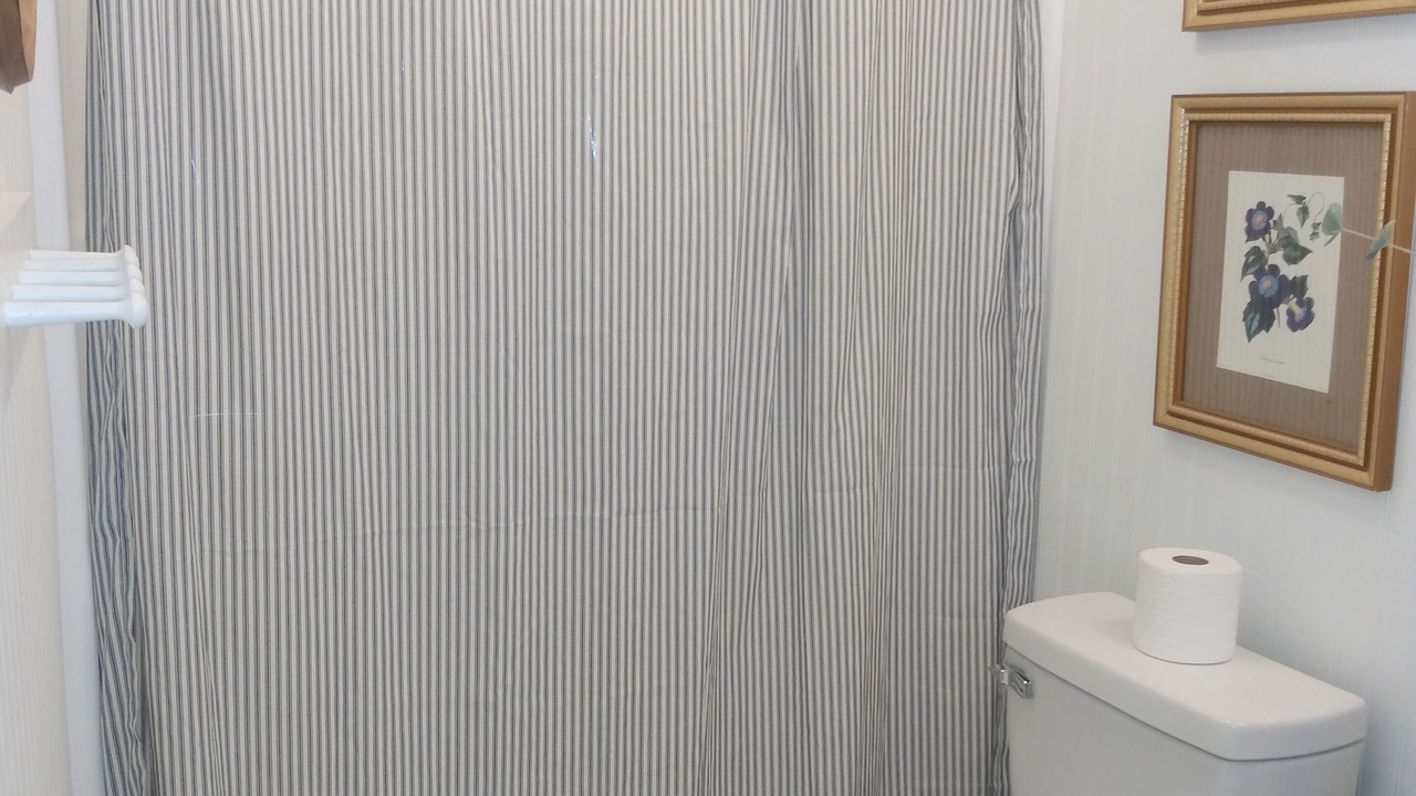 Photo of Bathroom in Merifield Acres