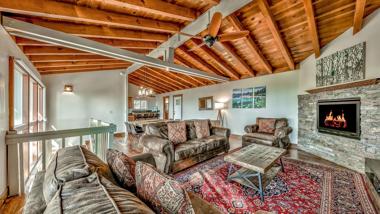 Photo of Livingroom in Zephyr Cove