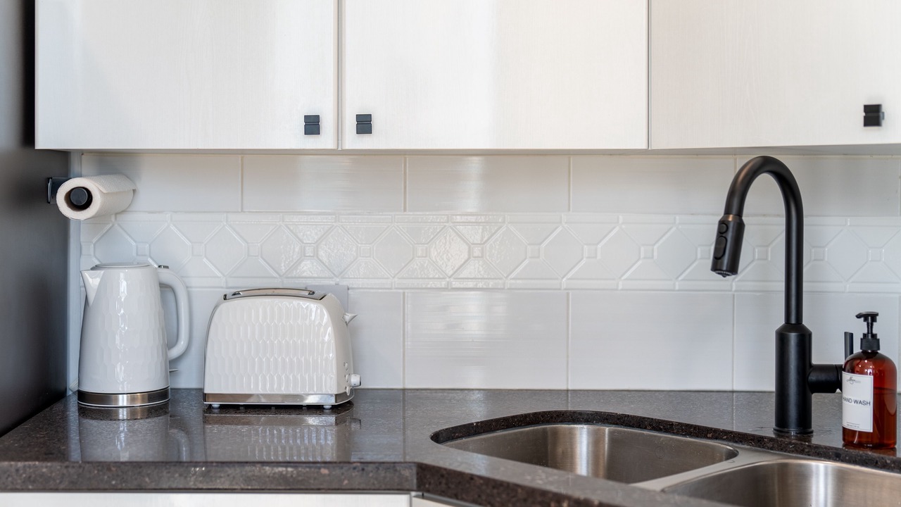 Photo of Kitchen in Coal Harbour