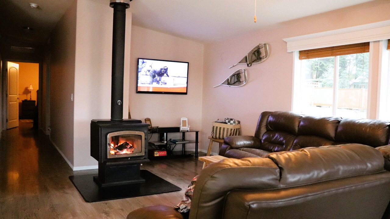 Photo of Livingroom in Deka Lake