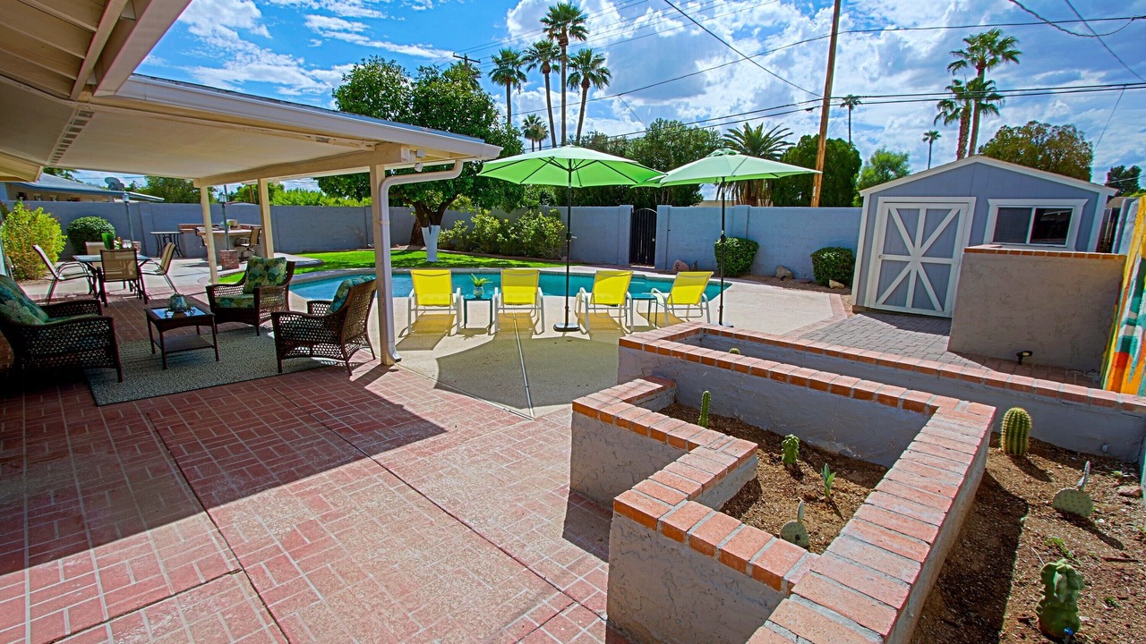 Photo of Outdoor in Village Grove