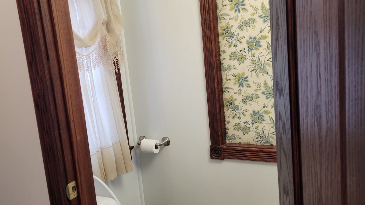 Photo of Bathroom in Neelyton