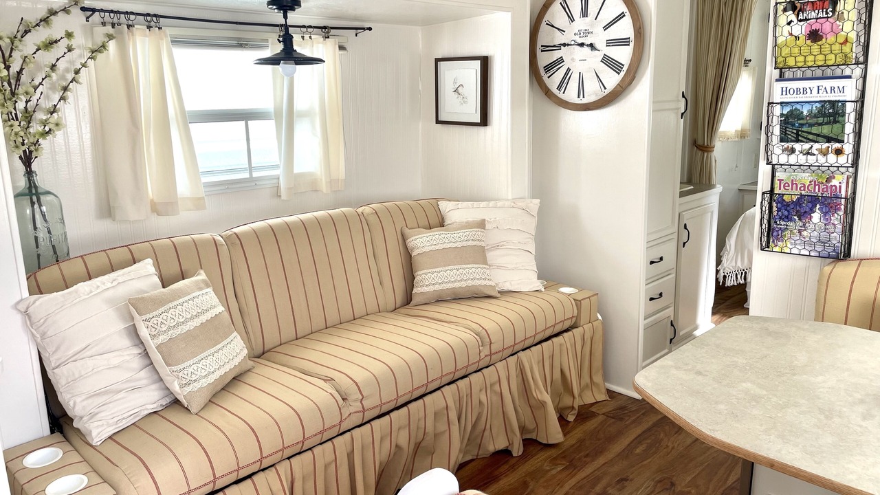 Photo of Livingroom in Tehachapi