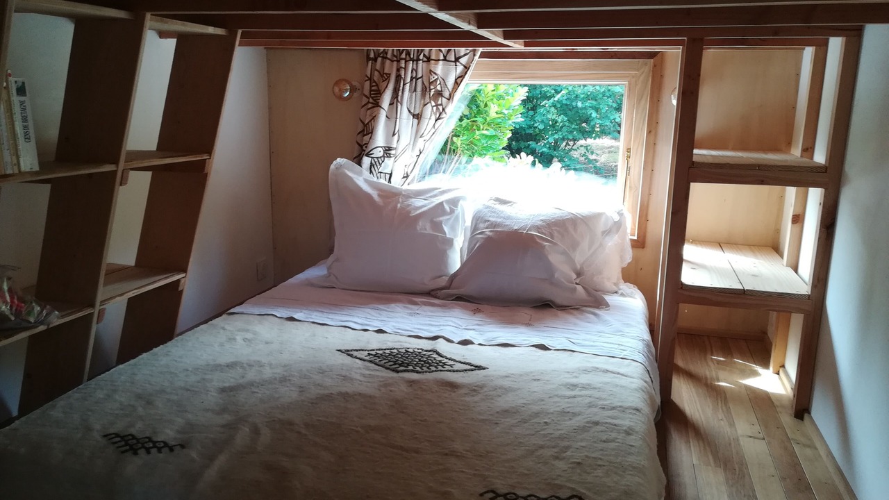 Photo of Bedroom in Saint-Segal