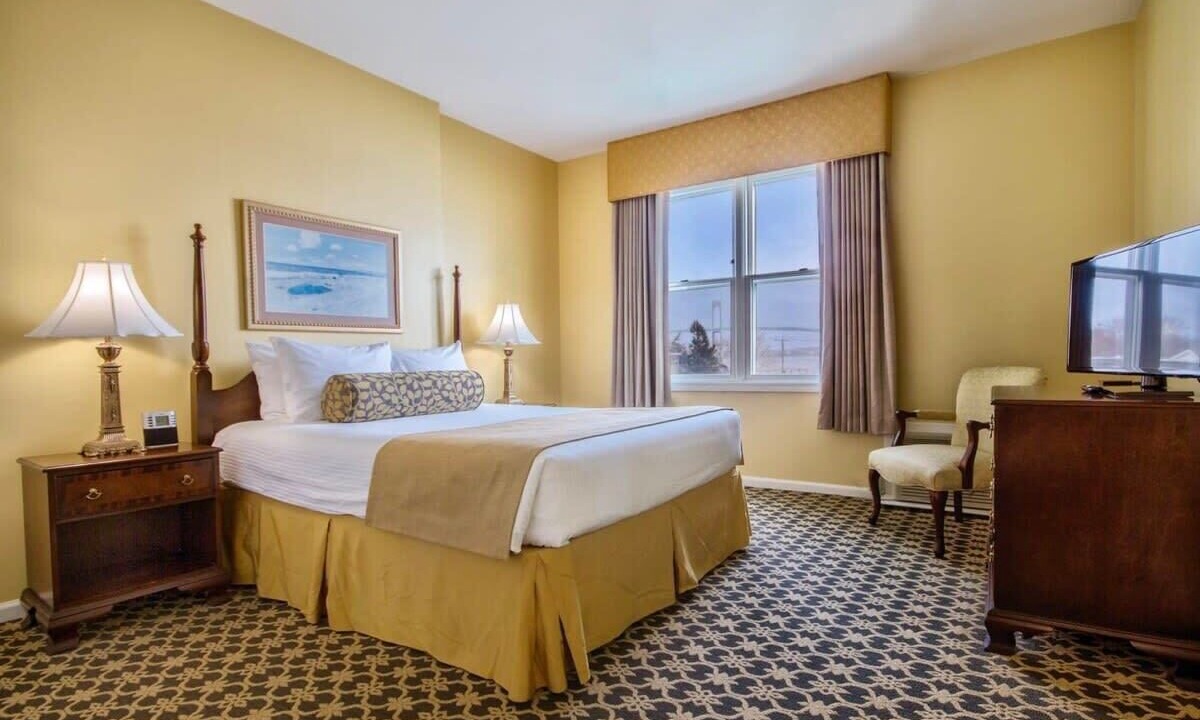 Photo of Bedroom in Jamestown