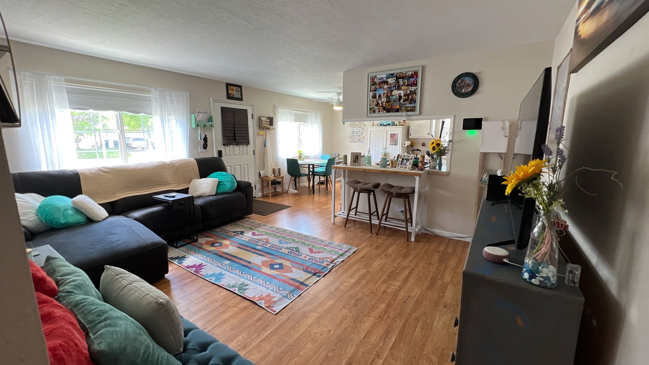 Photo of Livingroom in Tehachapi