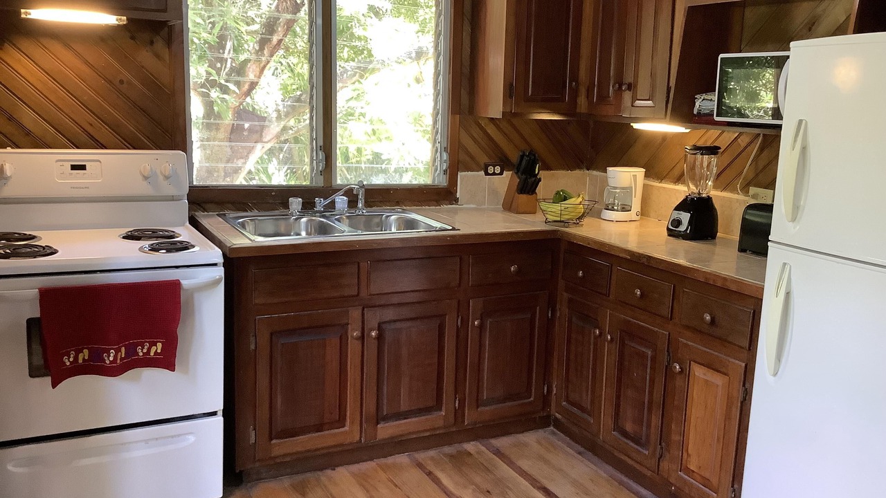 Photo of Kitchen in Antoneys Cay