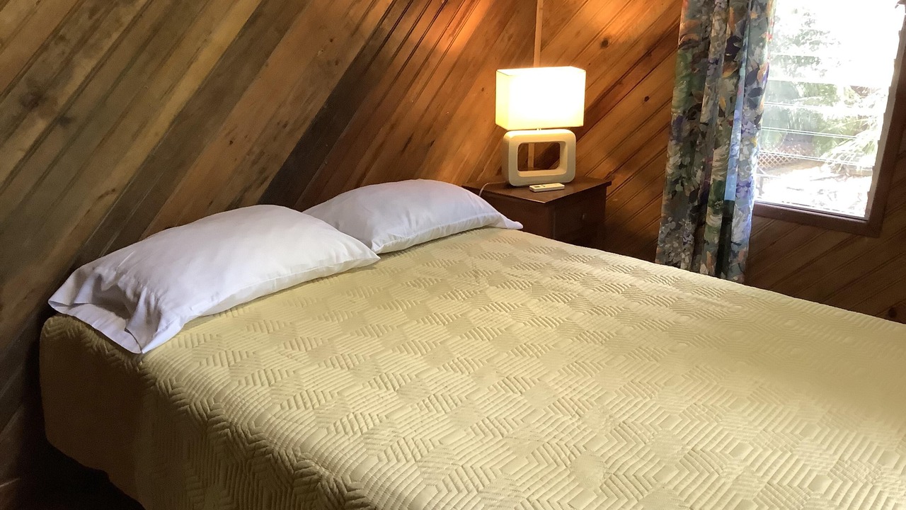 Photo of Bedroom in Antoneys Cay