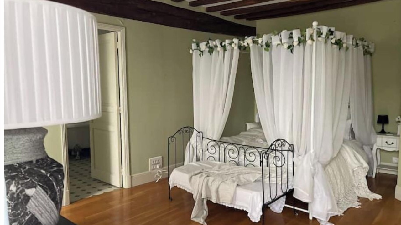 Photo of Bedroom in Dreux