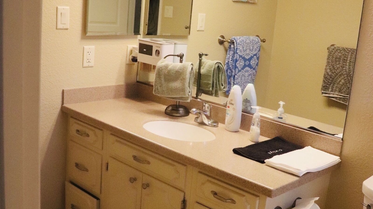 Photo of Bathroom in Salinas