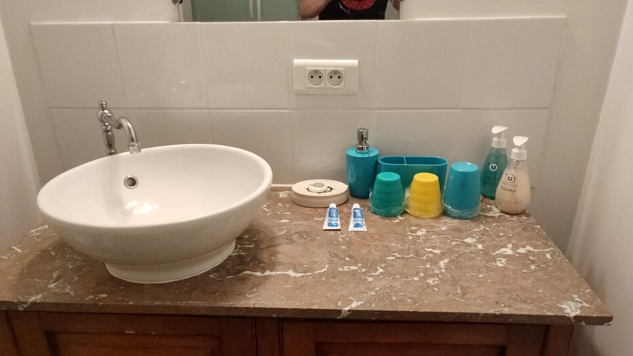 Photo of Bathroom in Chalus